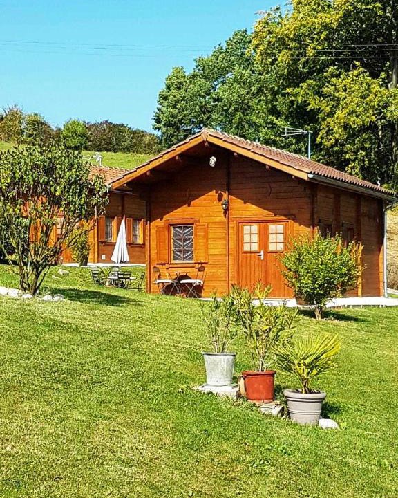 Dausse Ski Chalet | Chalet charmant à Dausse avec piscine et jardin