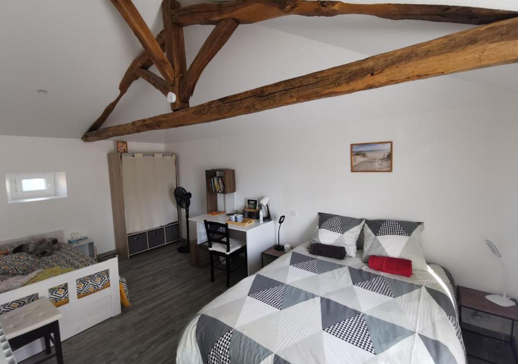 Champcevinel Bed & Breakfast | Chambre privative dans ferme rénovée à 7mn de Périgueux