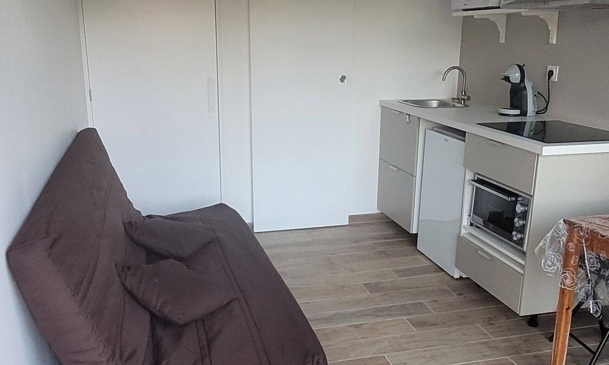 Saint-Denis-de-Pile Apartment | Charmant Studio Avec Terrasse et Accès Jardin