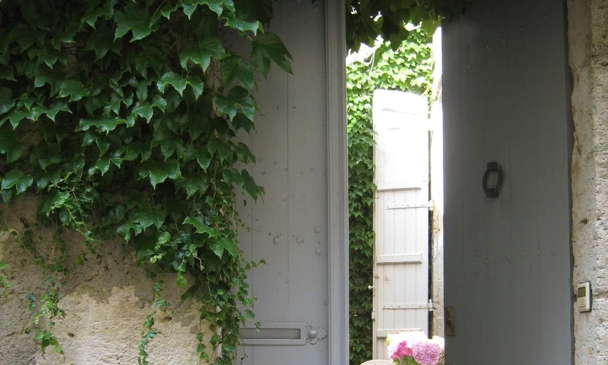 Puymirol House | Charming house in medieval castle town