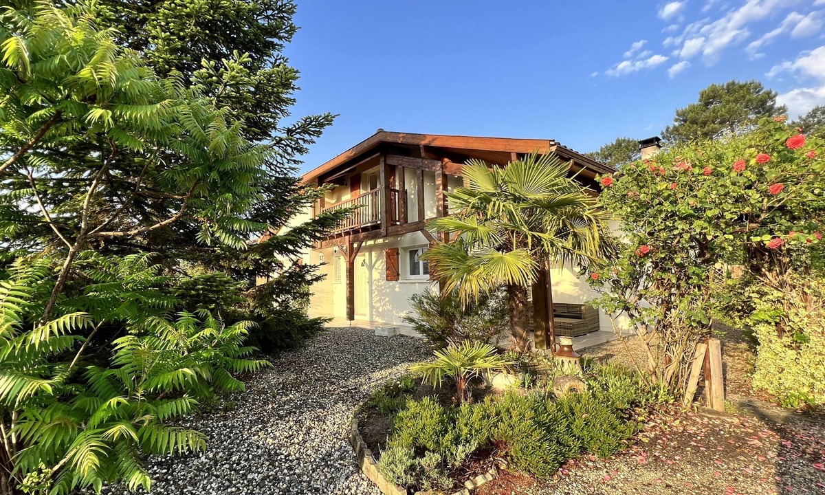 Lit-et-Mixe Villa | Charming Landaise villa at the edge of the forest for assured tranquility