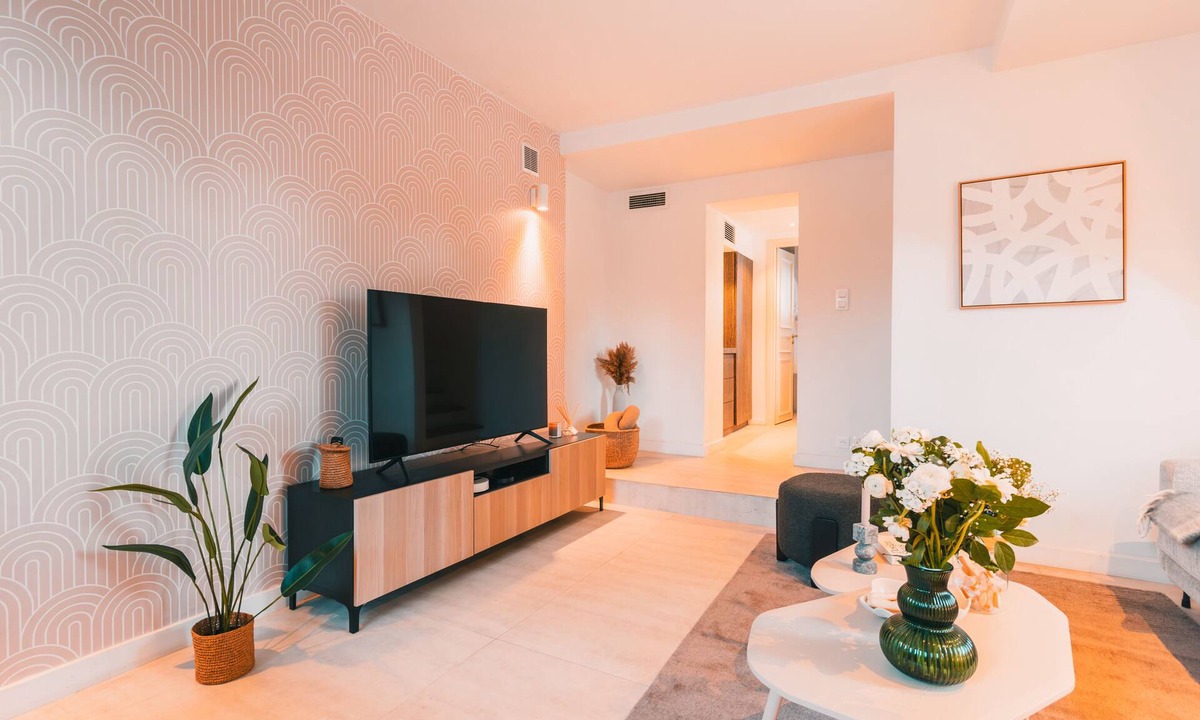 Prado-Perier House | Charming Maisonette at Prado Carré d’Or by Maison