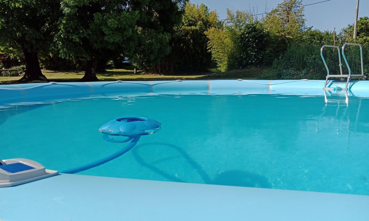 Poullignac Villa | Charming restored farmhouse of the 18th century, access for pets