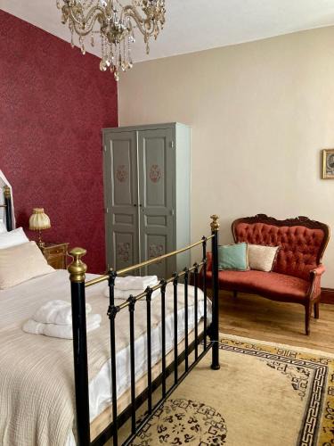 Saint-Pierre-Bellevue Bed & Breakfast | Chateau Gioux