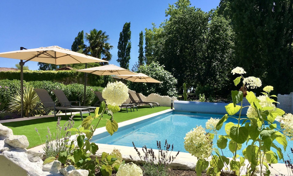 Chez Lussaud Boutique Gites Shared | Chatignac