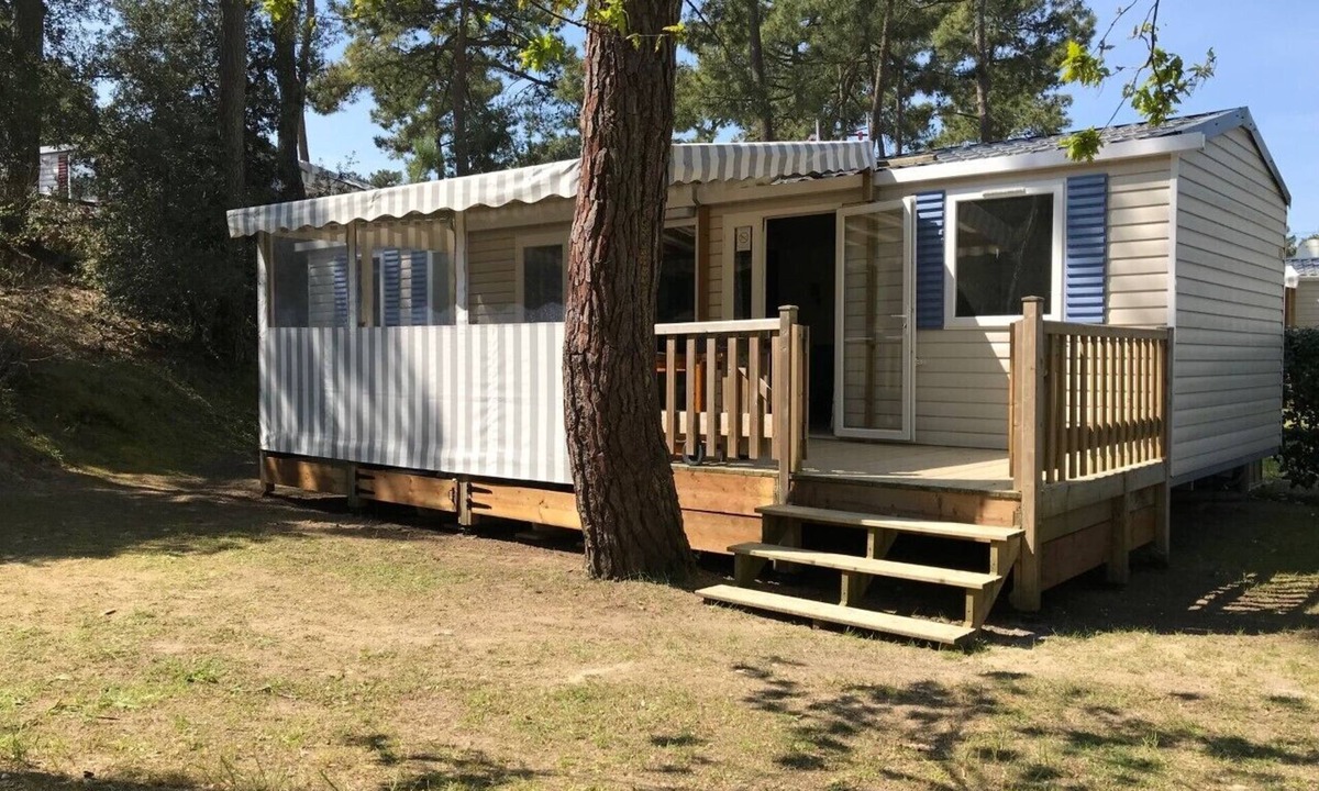 Les Mathes RV Rental | Comfortable MOBILE HOME for 2 to 6 people, Domaine de Bonne Anse