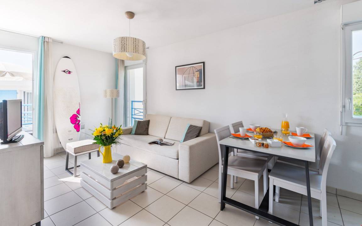 Saint-Palais-sur-Mer Condo | Condo ∙ 1 bedroom ∙ 4 guests