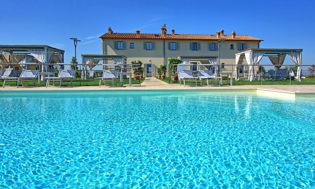 Cerreto Guidi Apartment | Cosy apartment for 3 guests with pool, WIFI, A/C, TV and panoramic view