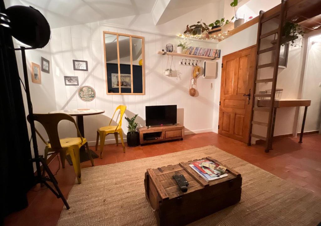 Belgentier Apartment | Cosy Provençal