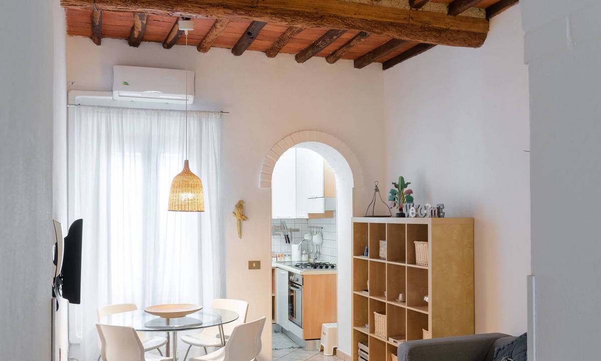 Prato Apartment | Delightful apartment 30 minutes from Florence/Charming flat 30 min. from Florence