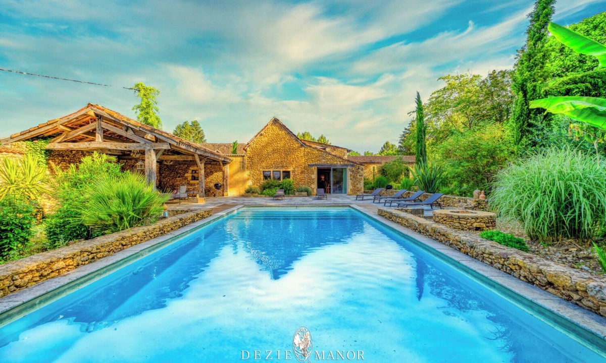 Cendrieux Villa | Dezie Manor Grange and Gardens near Sarlat la Caneda
