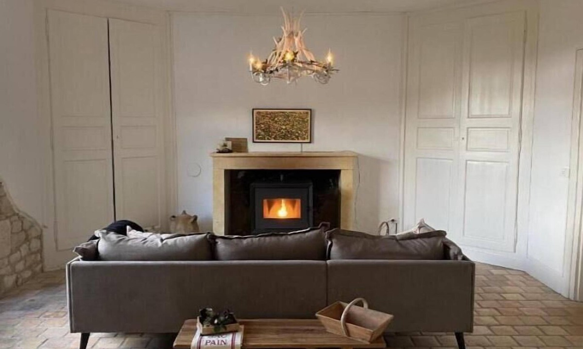 Journet House | Domaine la Boulinière - La Biche