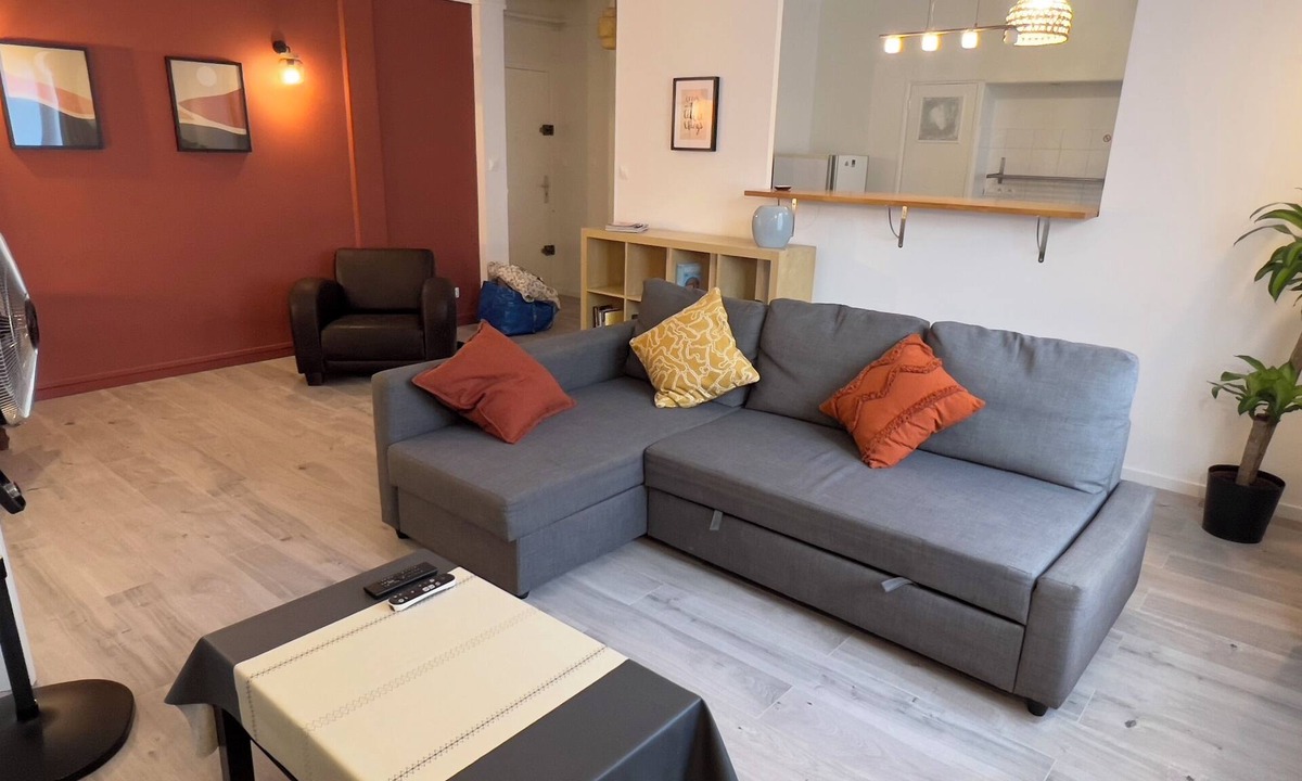 Saint-Victor Apartment | Escale Marseillaise: 62 m2 large, quiet, near the Vieux Port for 2 to 4 pers