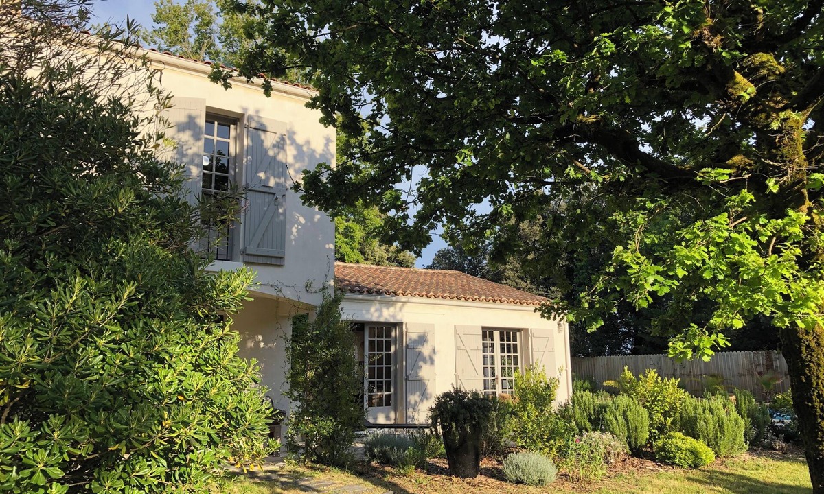 Boyardville Villa | Exceptional family home