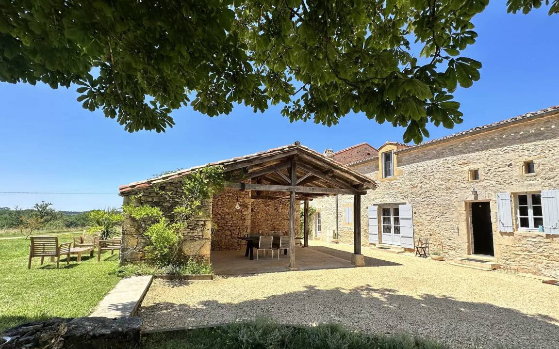 Blanquefort-sur-Briolance House | 100 m² House ∙ 2 bedrooms ∙ 4 guests