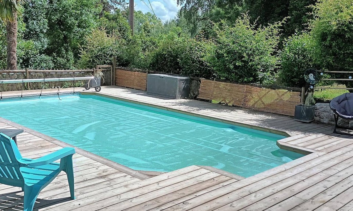Castelnau-sur-Gupie House | Gîte 2 Personnes Avec Piscine