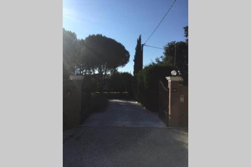 Les Arcs-sur-Argens Apartment | Gîte 2 pièces au calme