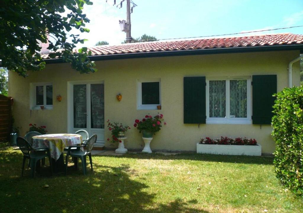 Aureilhan House | Gîte Aureilhan, 3 pièces, 4 personnes - FR-1-360-297