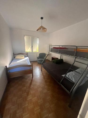 Saint-Romans-les-Melle Hostel | Gîte voyageurs