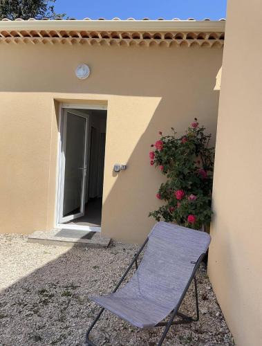 Violes House | Gîtes Violettes et Amandier