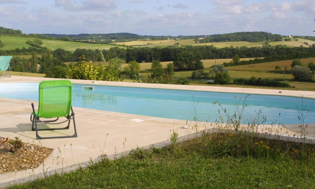 Montmoreau-Saint-Cybard Cottage | Gite Montmoreau, 2 bedrooms, 4 persons