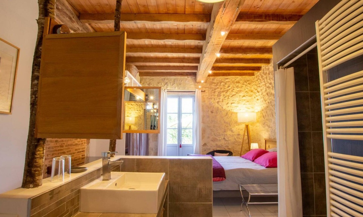Saint-Pierre-de-Chignac Cottage | Gite Saint-Pierre-de-Chignac, 4 bedrooms, 8 persons