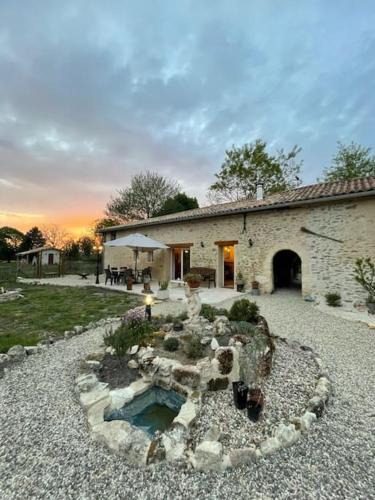Cubnezais House | Gite spacieux - 3 chambres - Calme et charmant