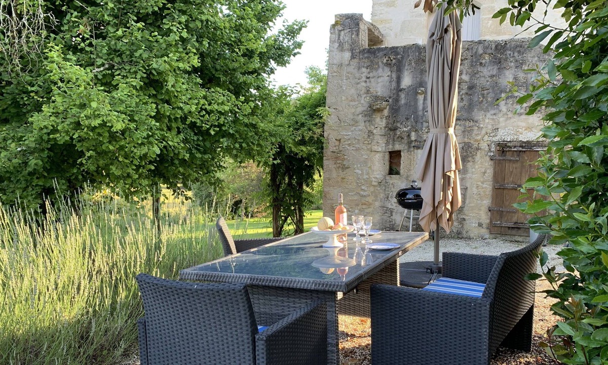 Benest Cottage | Gite With Private Garden And Lovely Views In Tranquil Setting