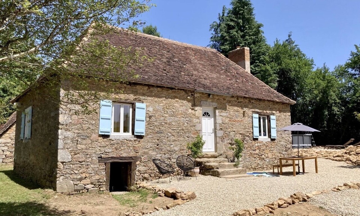 Saint-Priest-Ligoure Cottage | Gorgeous cottage situated in a chateau park - private pool/garden - kid-friendly