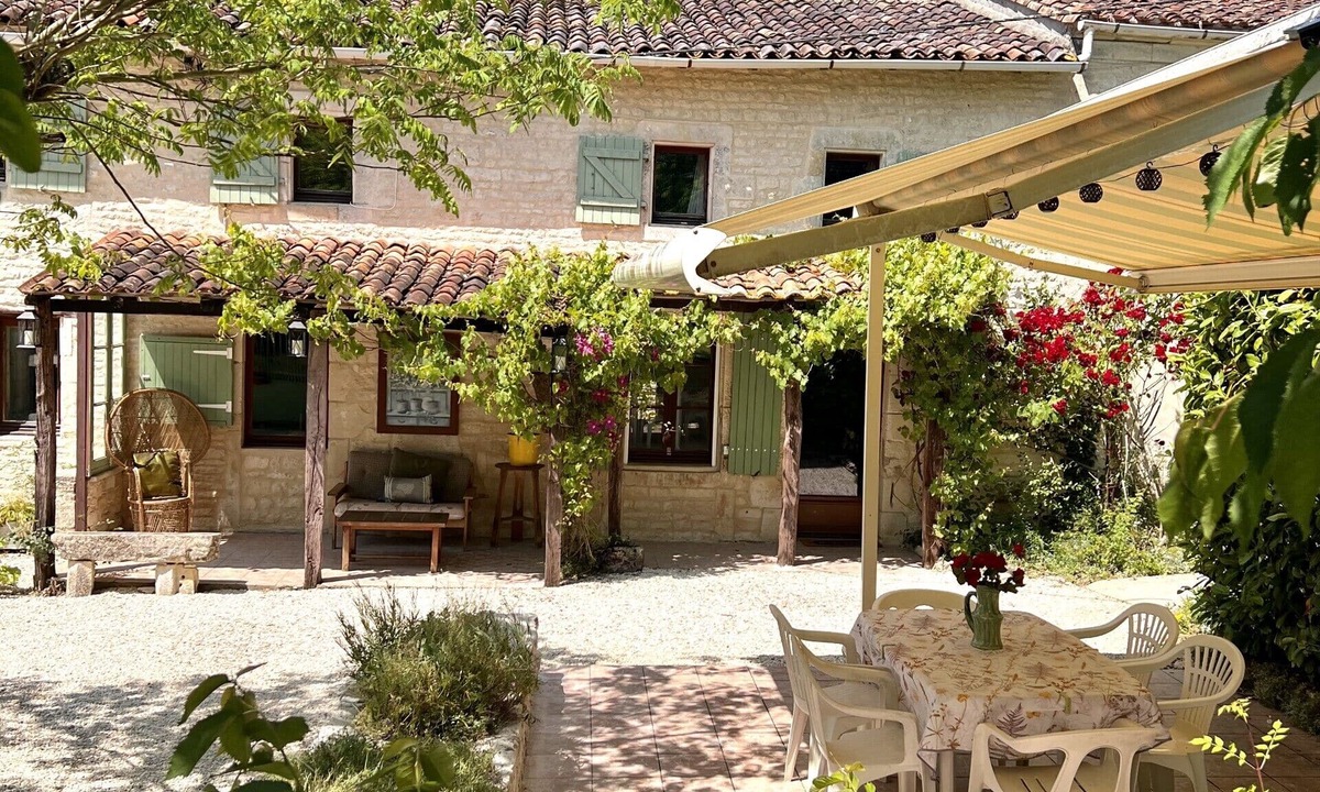 Chives Cottage | Greengates, Lavender Cottage, Beautiful rural french home. Hot tub, Heated pool.