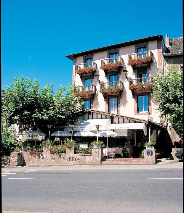 Saint-Jean-Pied-de-Port Hotel | Hôtel des Pyrénées