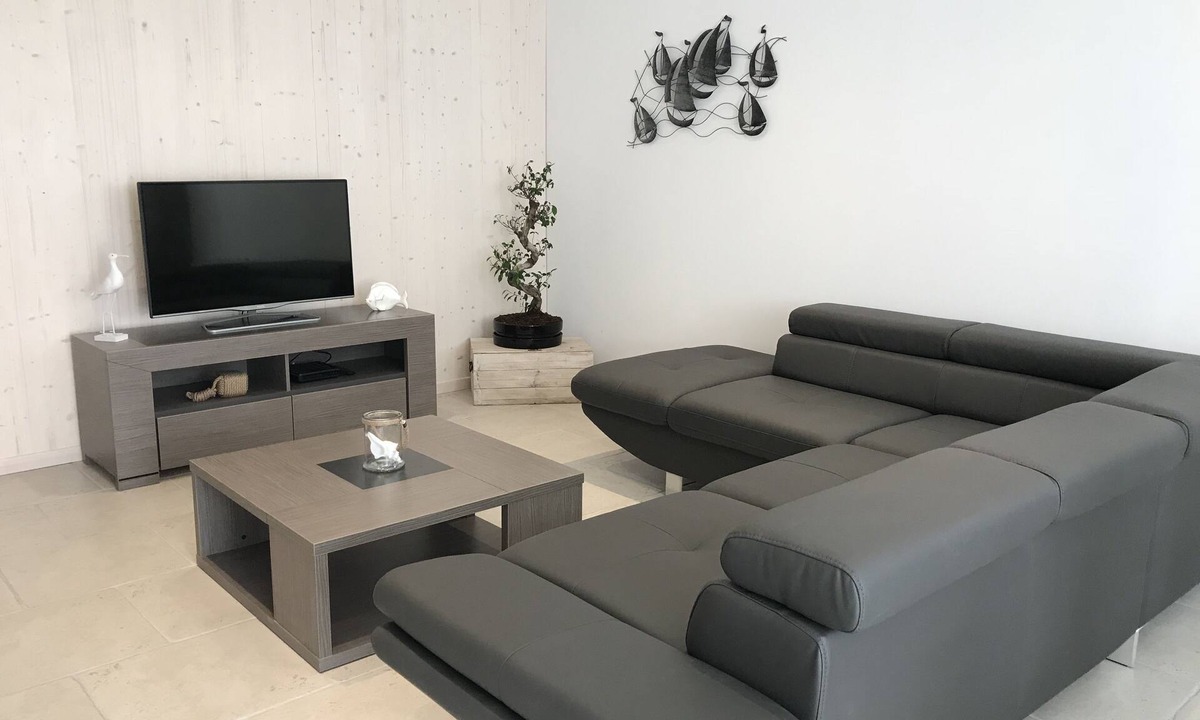 La Flotte House | High Tide