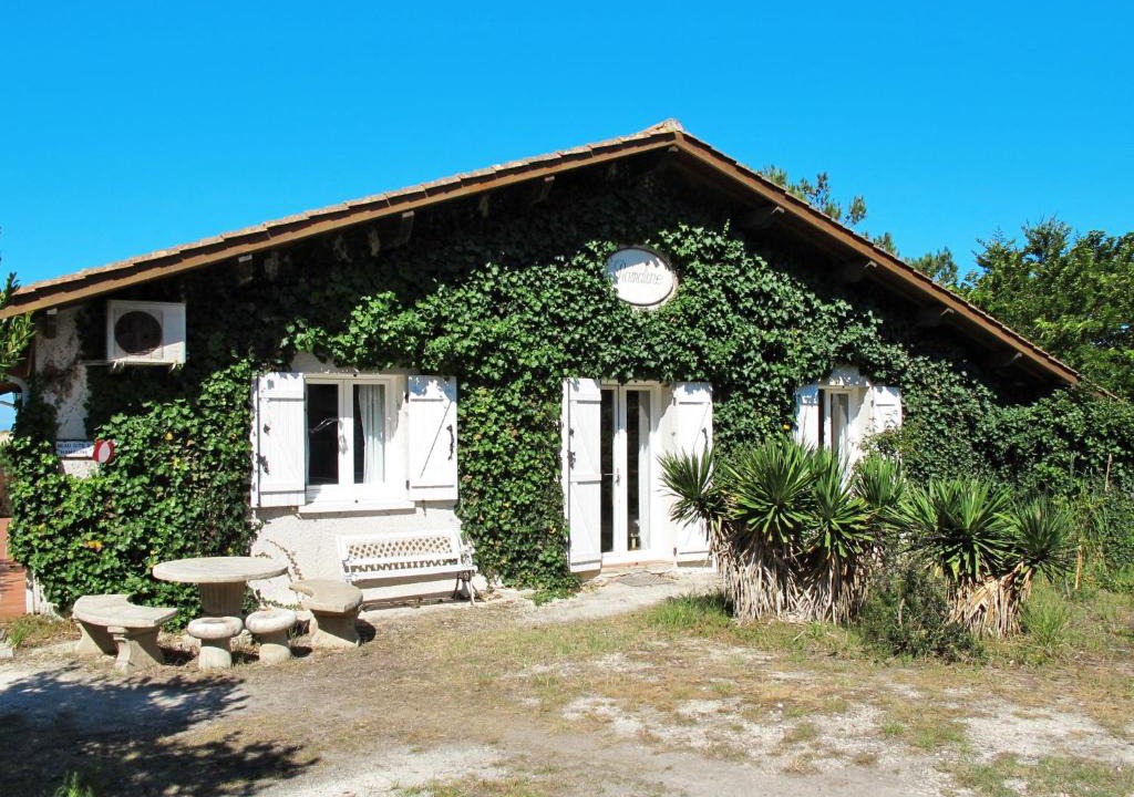 Lacanau-Ocean House | Holiday Home Grande Ramaline - LCA165 by Interhome