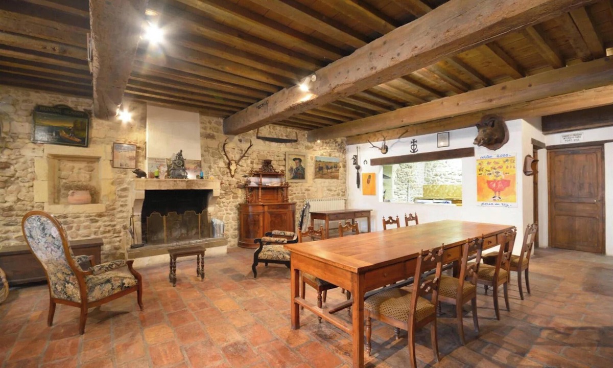 Arles House | Homerez - House near Saintes-Maries-de-la-Mer