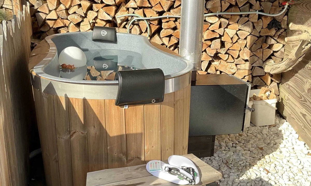 Saint-Sylvestre Ski Chalet | Homerez - Chalet in Saint-Sylvestre