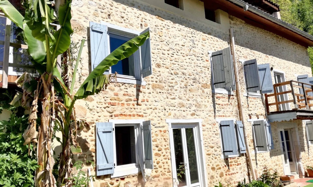 Gan House | Homerez - Charming House in Gan with Mountain View
