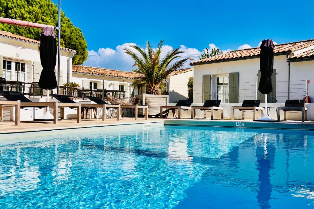 Le Bois-Plage-en-Re Hotel | Hotel Les Bois Flottais