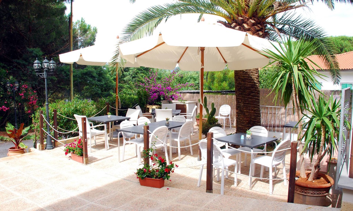 Porto Azzurro Hotel | Hotel Villa Wanda