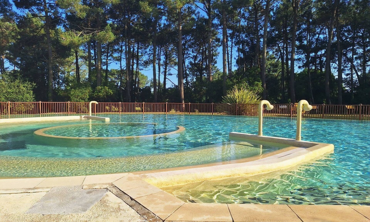 Lacanau-Ocean House | House ideal for families ds. resort heated pool between lake and ocean