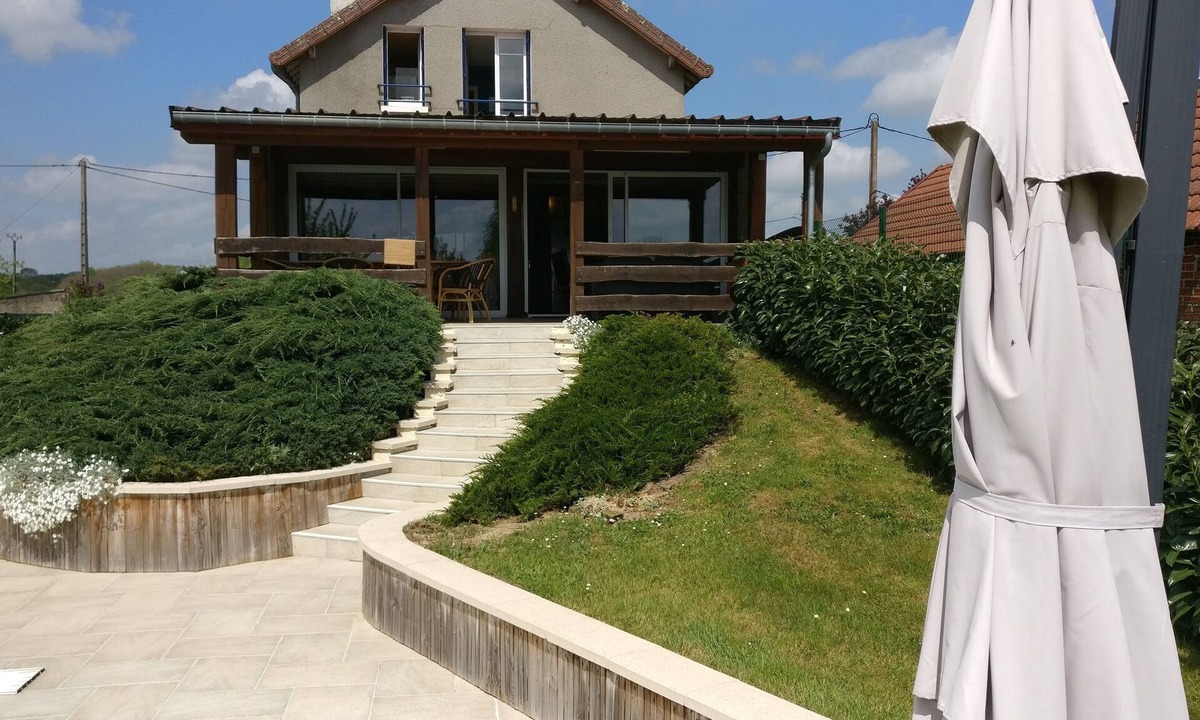 Fresselines House | House in Fresselines with private swimming pool heated from May to the end of September.