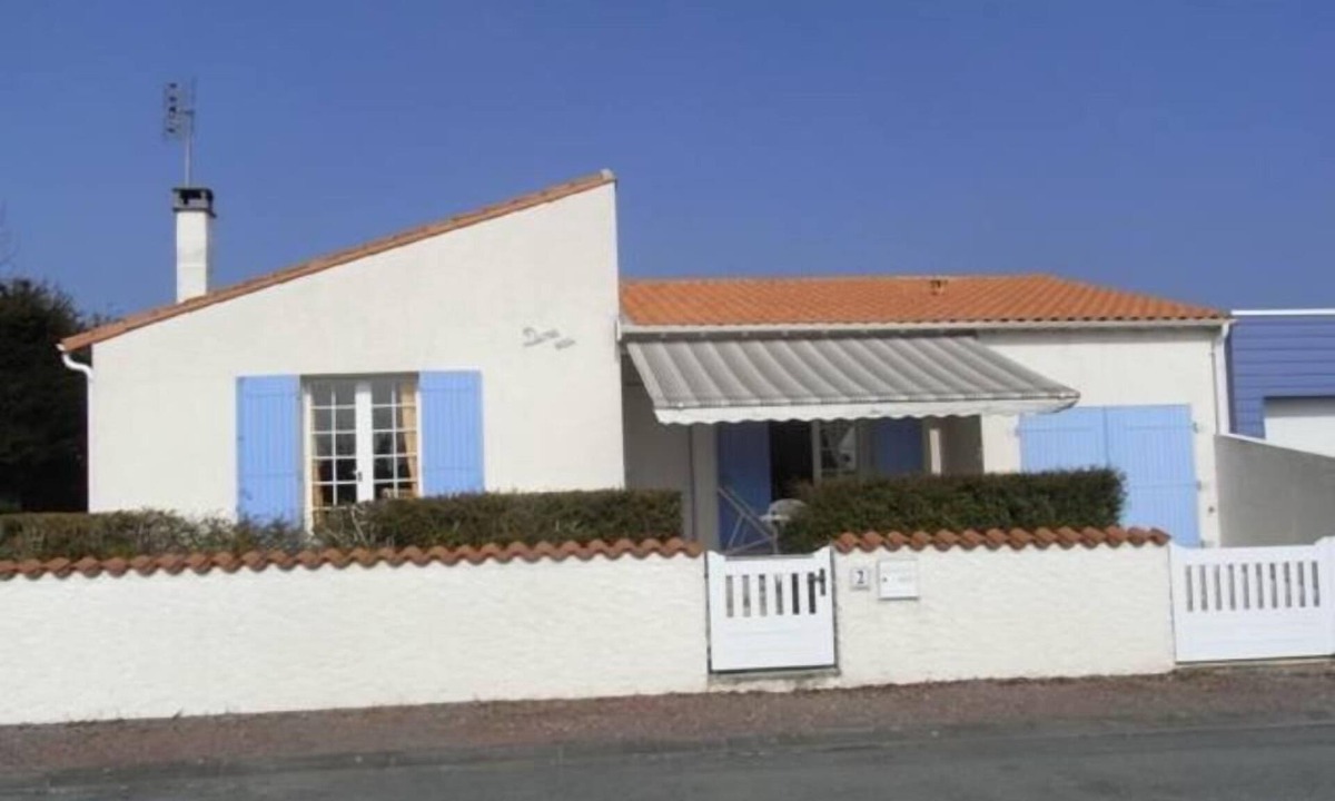 Vaux-sur-Mer House | House with garden near Pontaillac beach (surf school + casino)