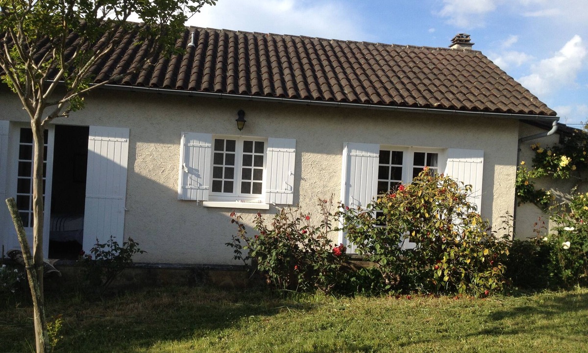 Saint-Vincent-de-Connezac House | IN PERIGORD WHITE: RIBERACOIS COUNTRY HOUSE 3 CH