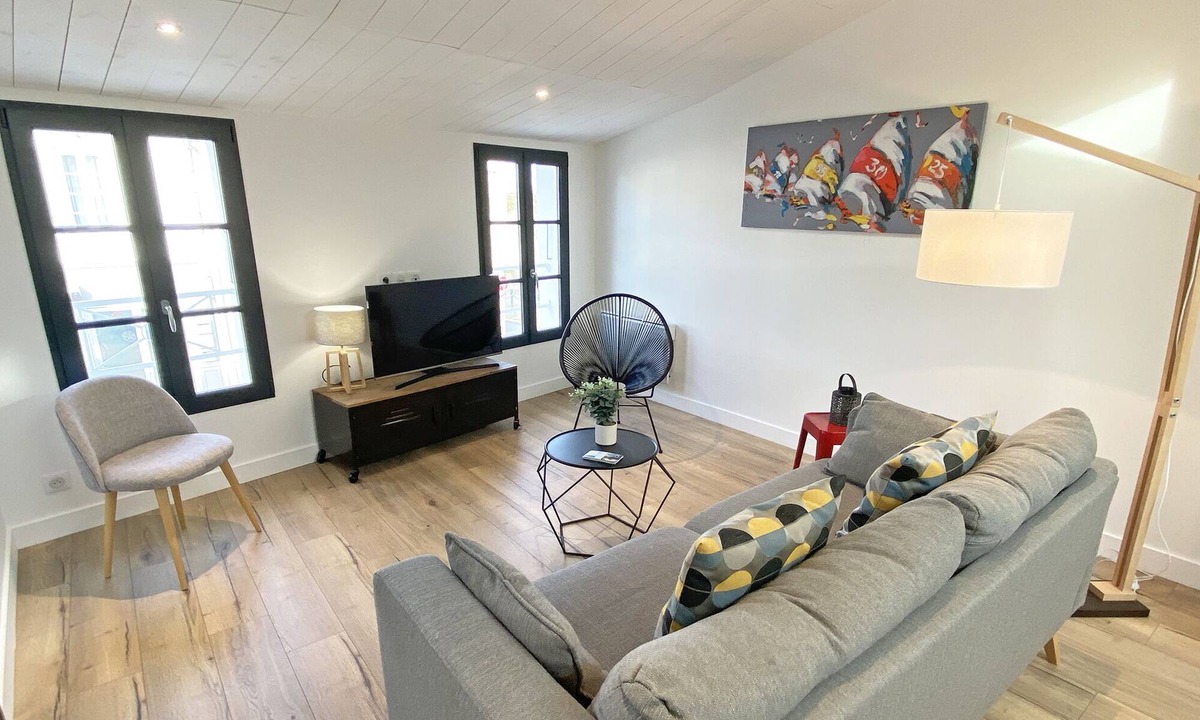 Le Bois-Plage-en-Re Apartment | In the heart of the village - 2 bedrooms - 4 people