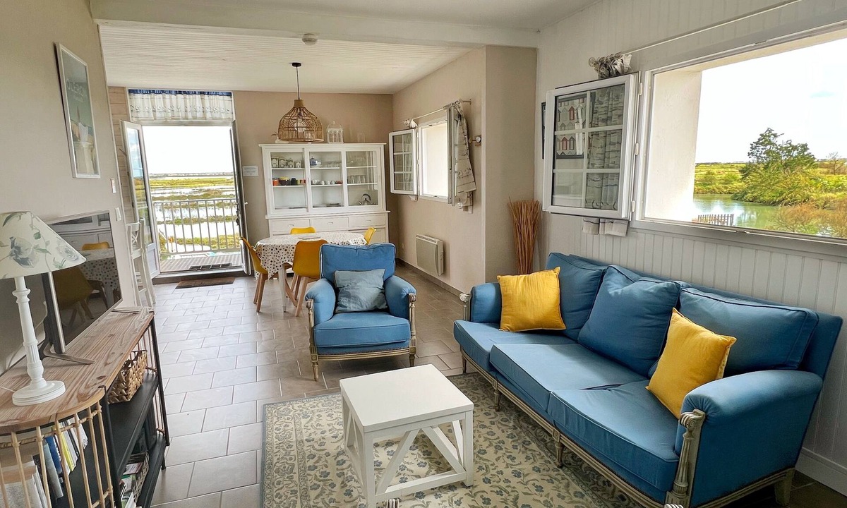 Chaillevette Cottage | IO - Charming cottage for 4 persons, swimming pool, near Royan