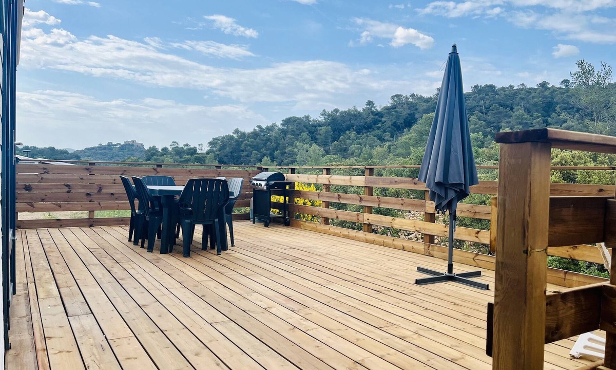Forcalqueiret Ski Chalet | Joli Chalet Avec Grande Terrasse et Accès Piscine
