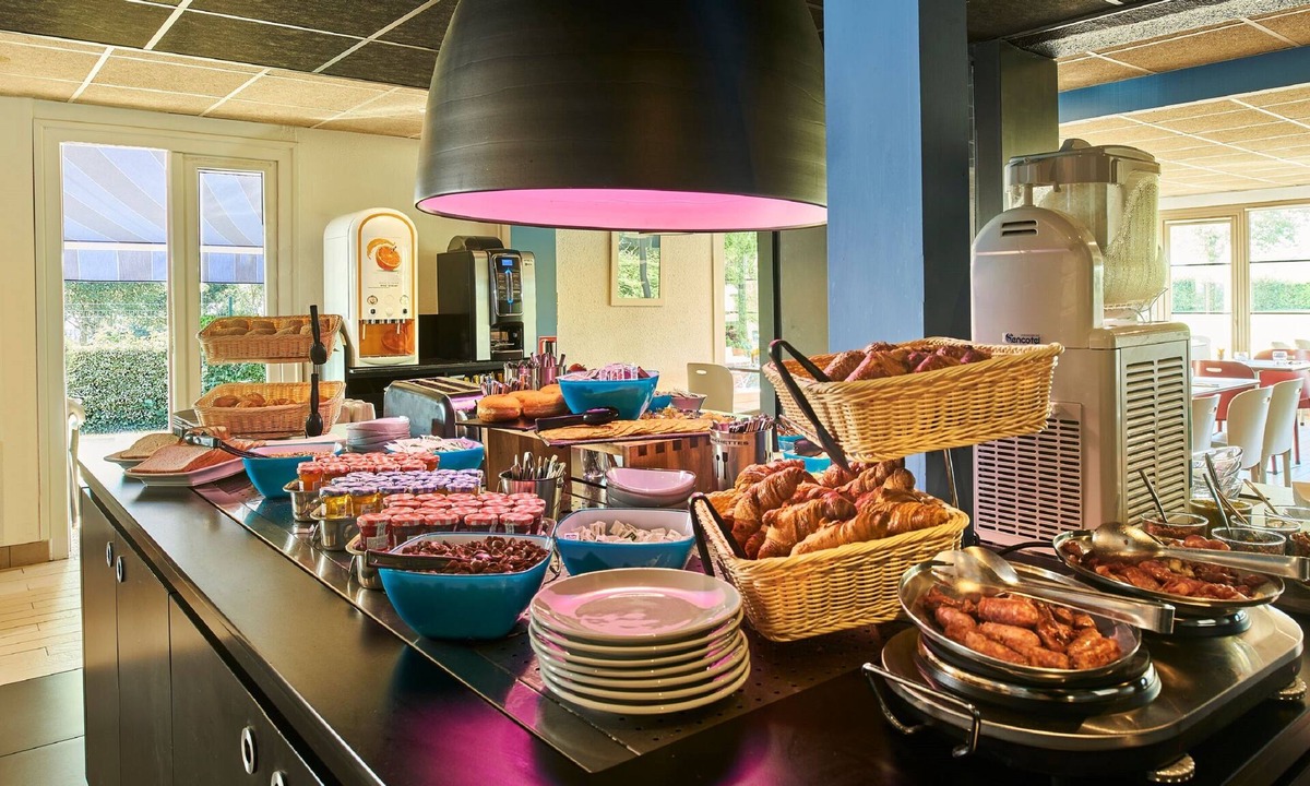 La Creche Hotel | Kyriad Niort Est - La Crèche