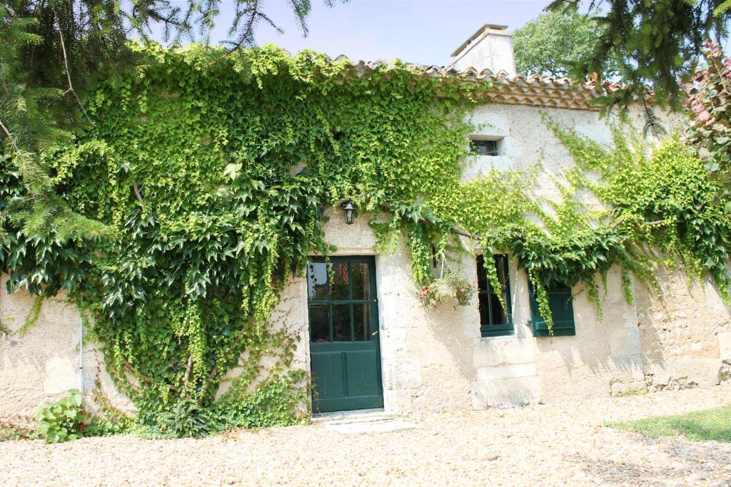 Pillac House | L'Atelier, Manoir de Longeveau