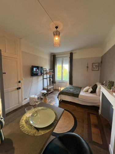 Jaunay-Clan Apartment | L'olivier - Futuroscope
