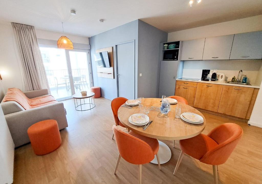 Royan Apartment | L'Oranger bleu - T3 AVEC PISCINE À 100M DE LA PLAGE, SALLE DE SPORT, RÉSIDENCE SÉCURISÉE