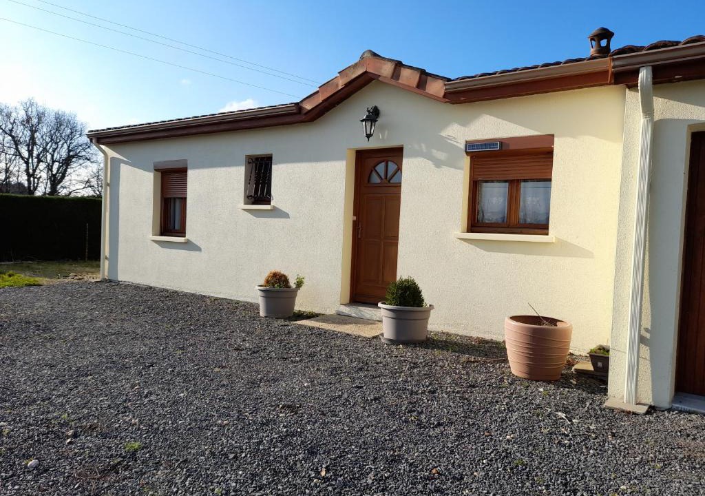 Montmorillon House | La belle maisonette